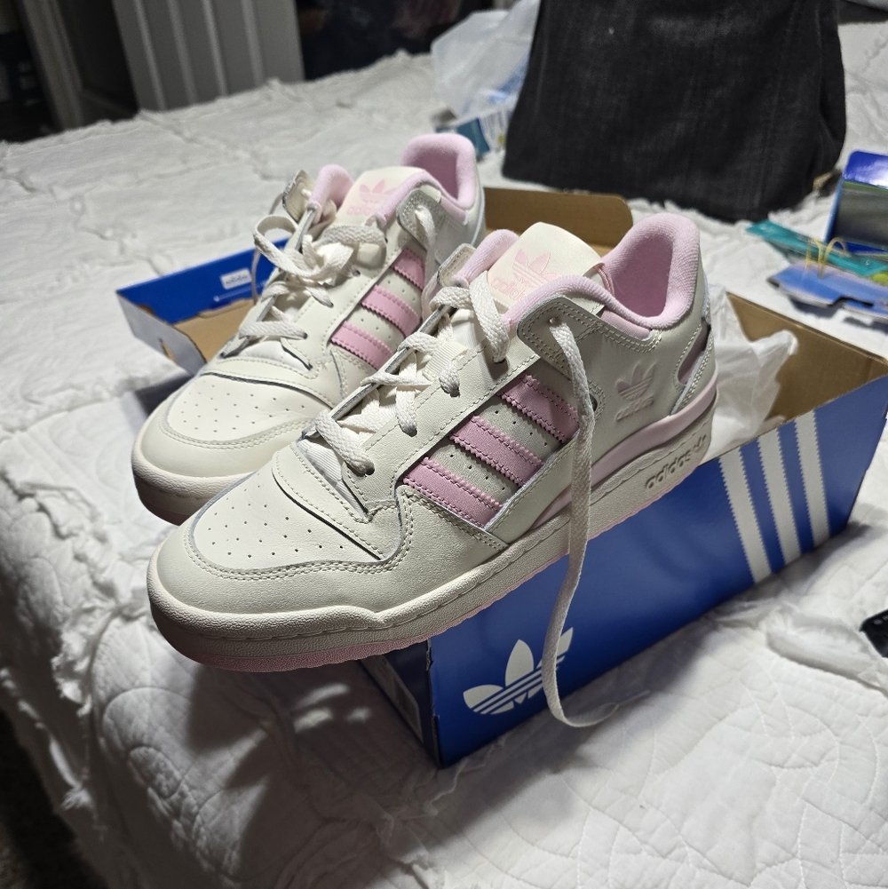 Women's Adidas Forum Low CL Size 10 Brand New In Box